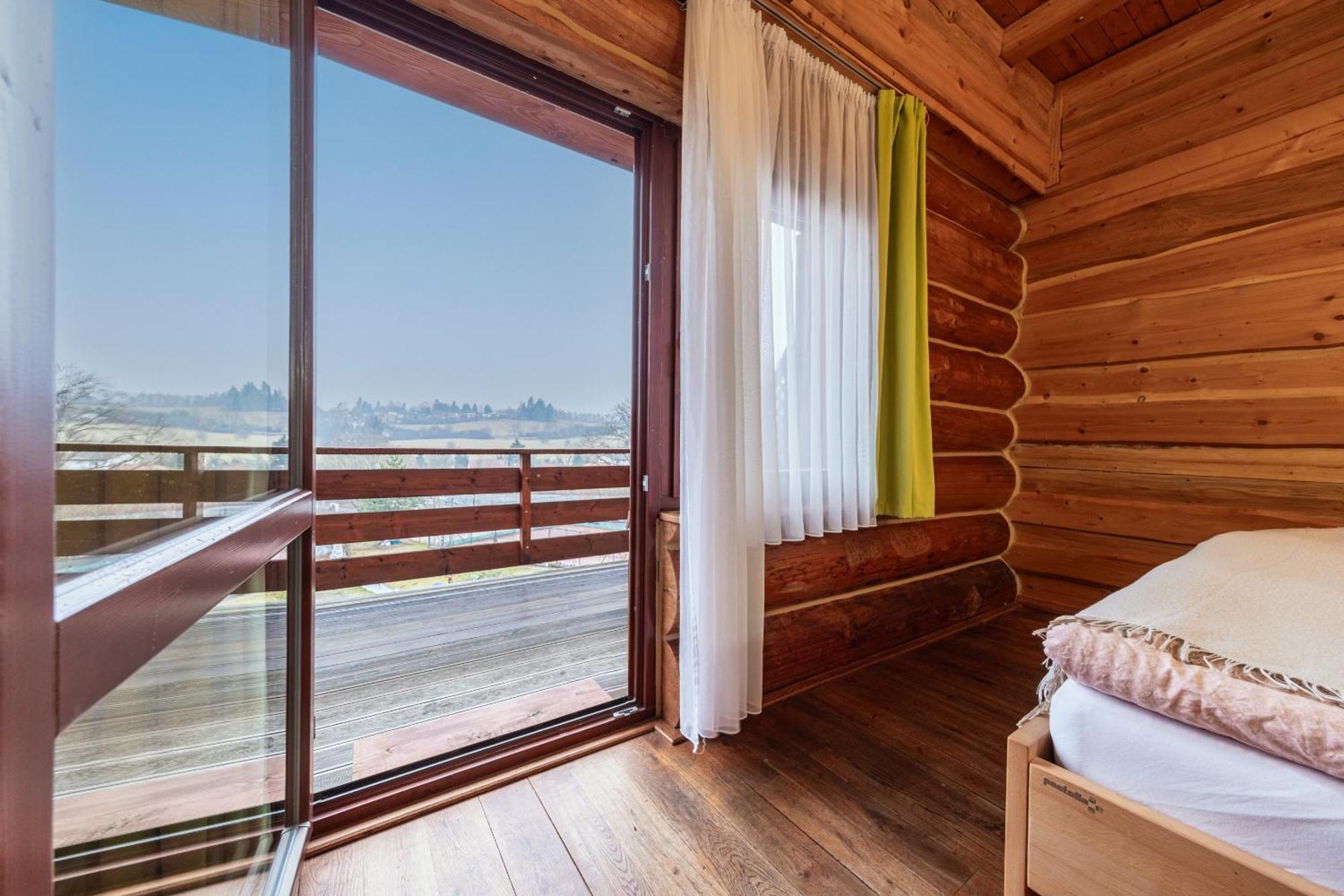 Sport-Hotel Sibenicni Vrch Mnichovice Dış mekan fotoğraf