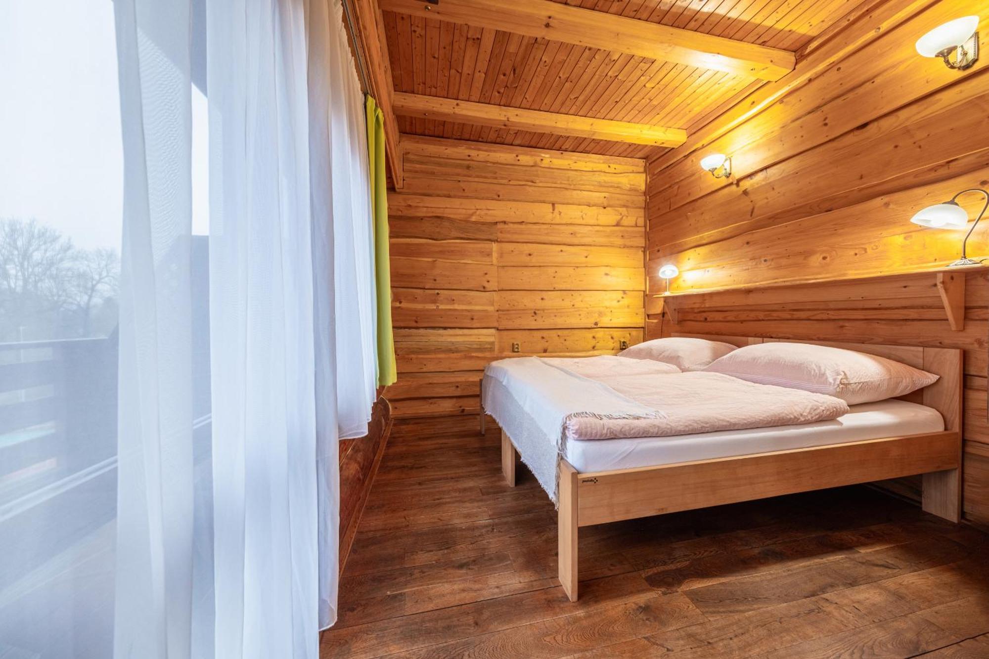 Sport-Hotel Sibenicni Vrch Mnichovice Dış mekan fotoğraf