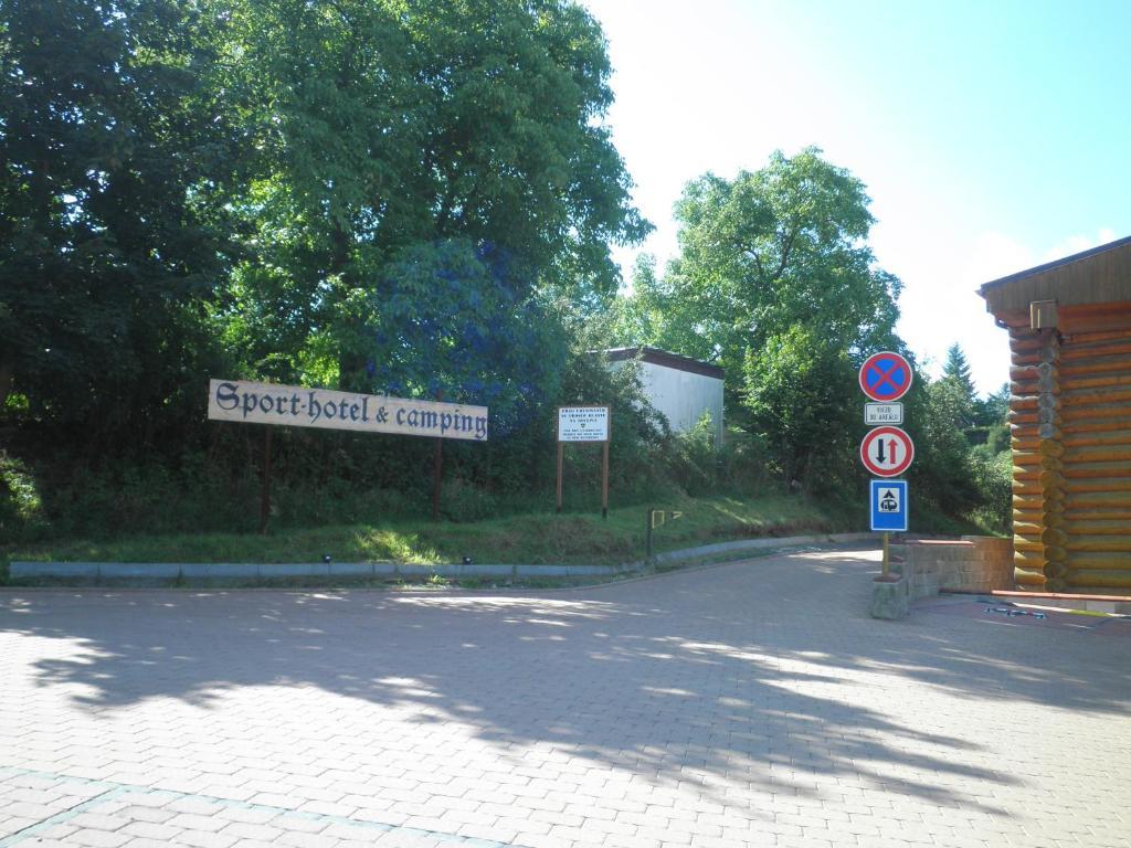 Sport-Hotel Sibenicni Vrch Mnichovice Dış mekan fotoğraf