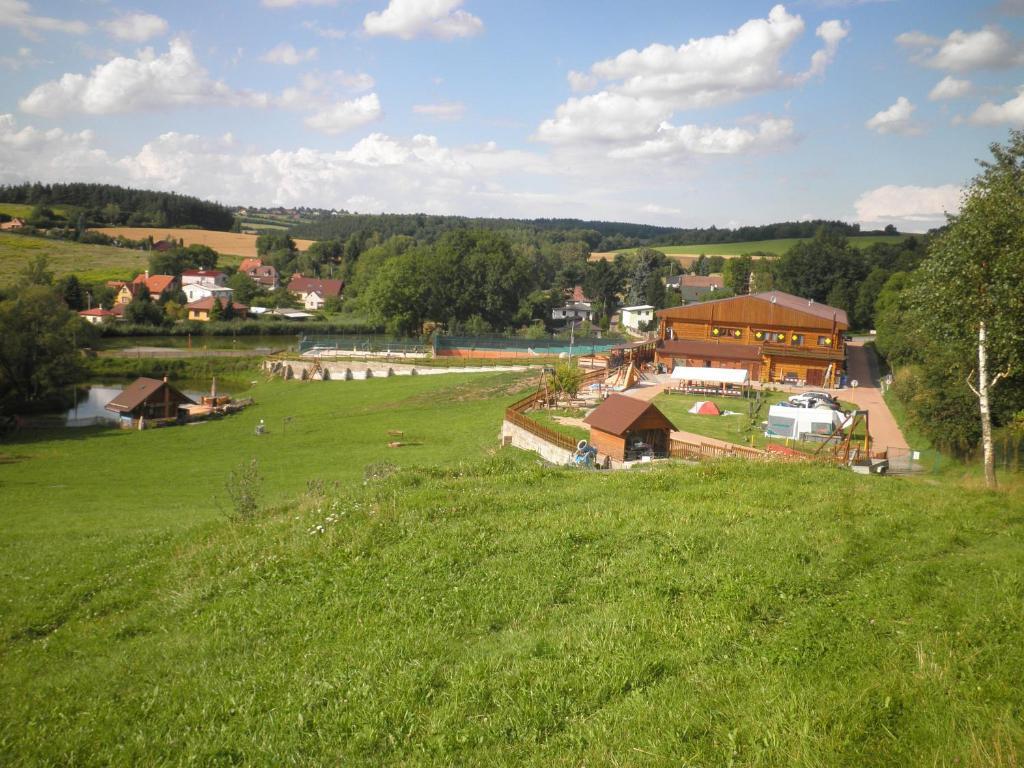 Sport-Hotel Sibenicni Vrch Mnichovice Dış mekan fotoğraf